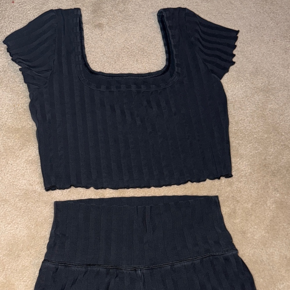 Black Ribbed Two-Piece Set - Picture 2 of 5